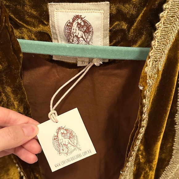 Chasing Unicorns California Sunset Deep Brown Cropped Jacket - Picture 4 of 10